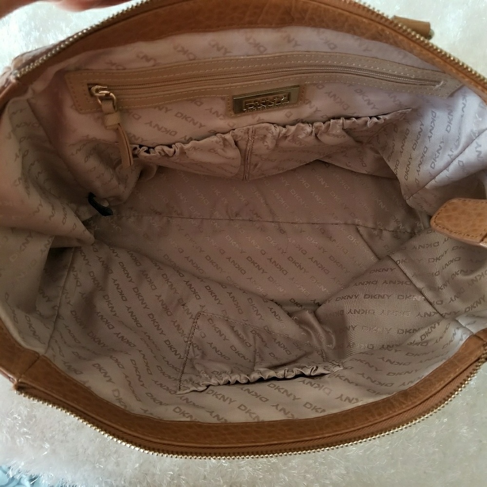 DKNY logo fabric bag with leather handles - Picture 3 of 5
